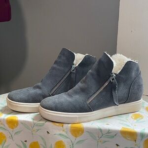 Steve Madden Gray Ankle Boots with White Sole